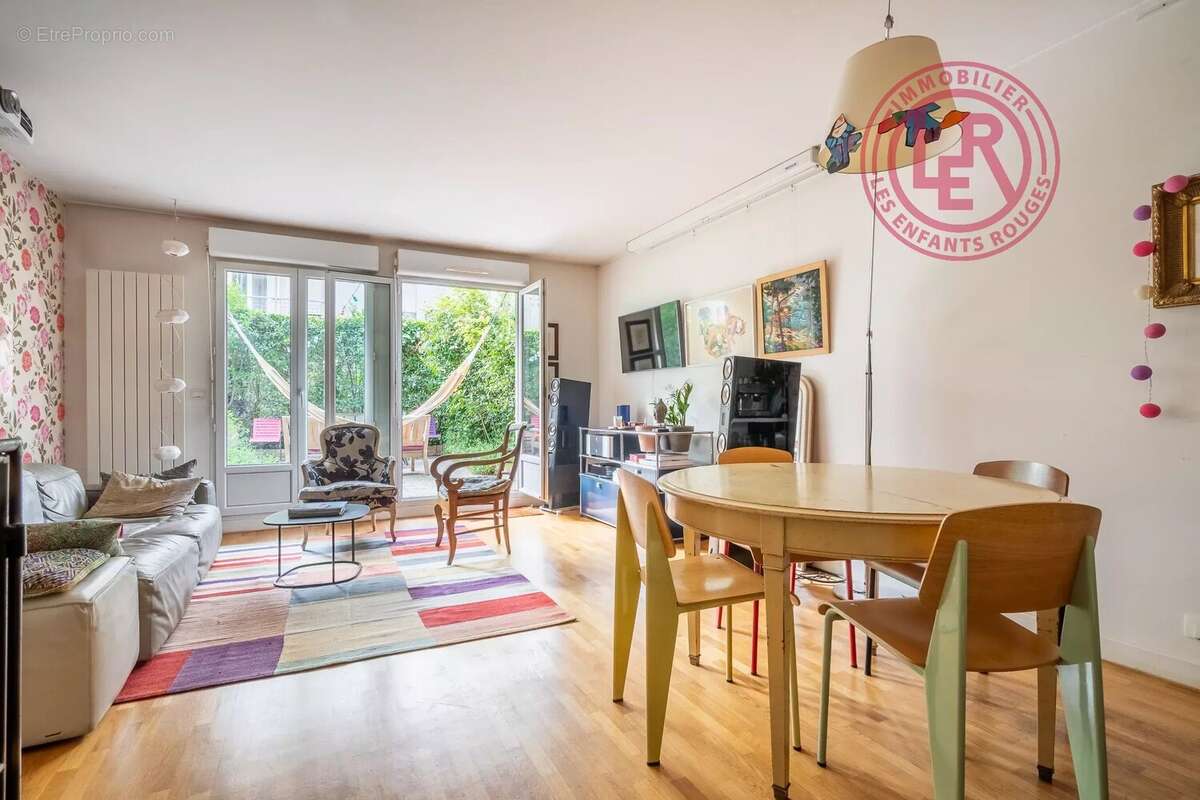 Appartement à PARIS-10E
