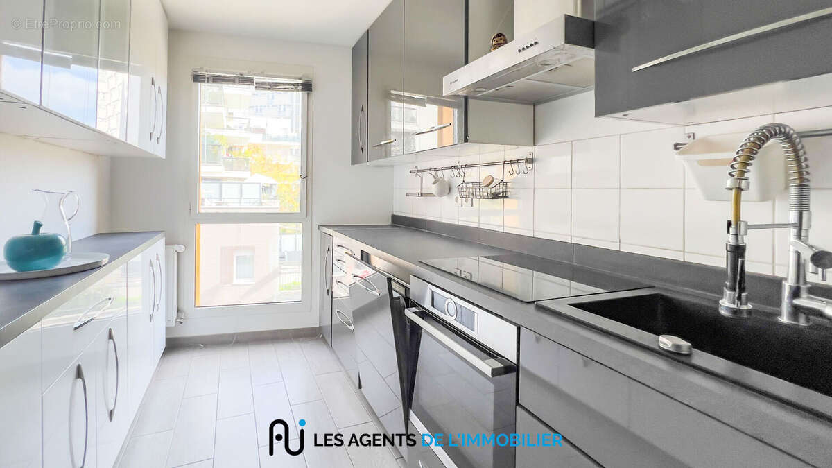 Appartement à NANTERRE