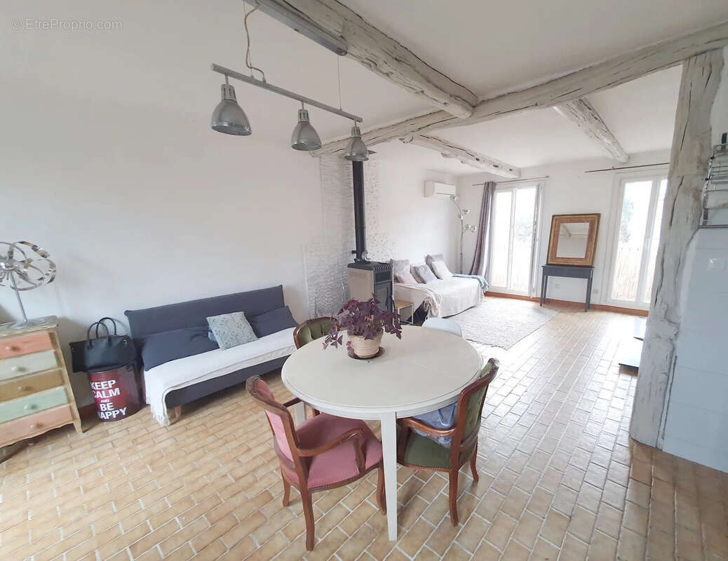 Maison à PUGET-SUR-ARGENS