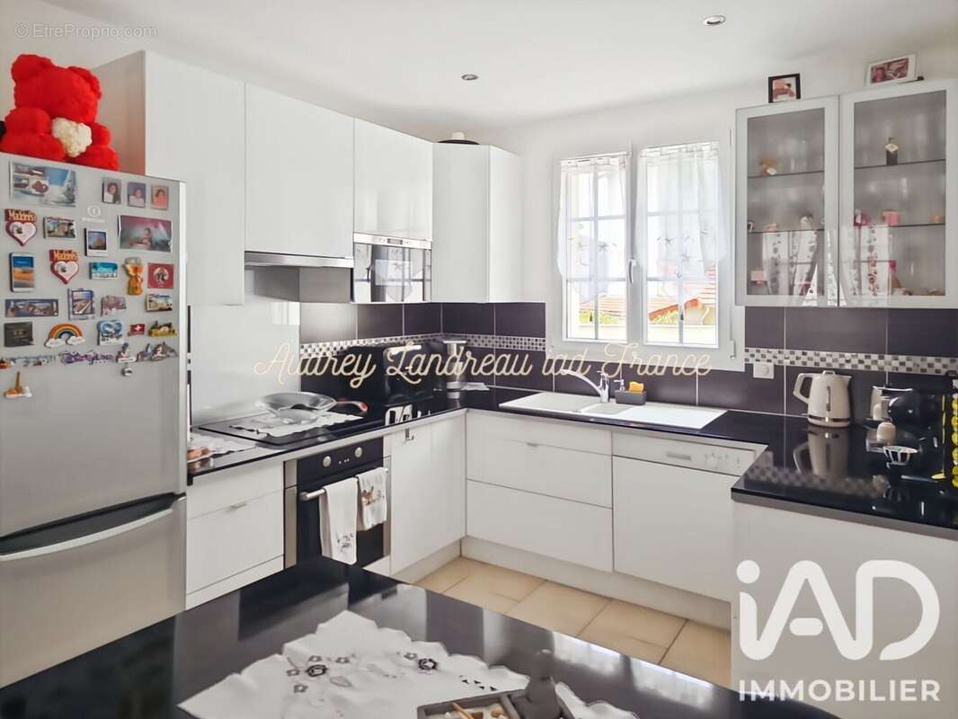 Photo 2 - Maison à NEUILLY-PLAISANCE