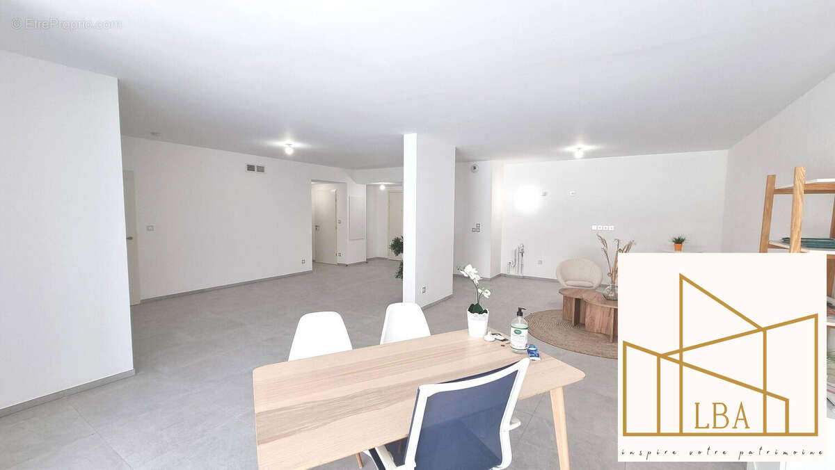 Appartement à MARSEILLE-8E