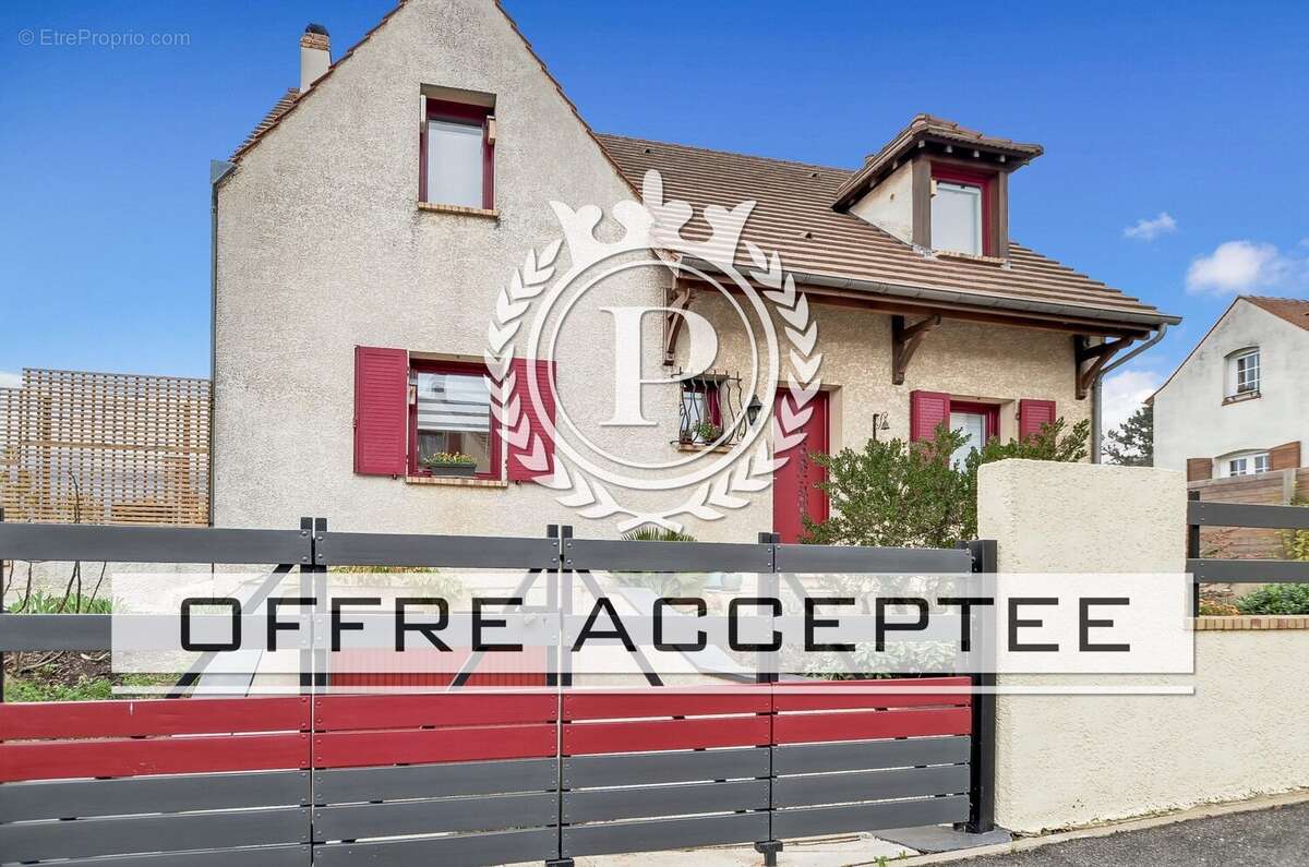 Maison à SAINT-PRIX