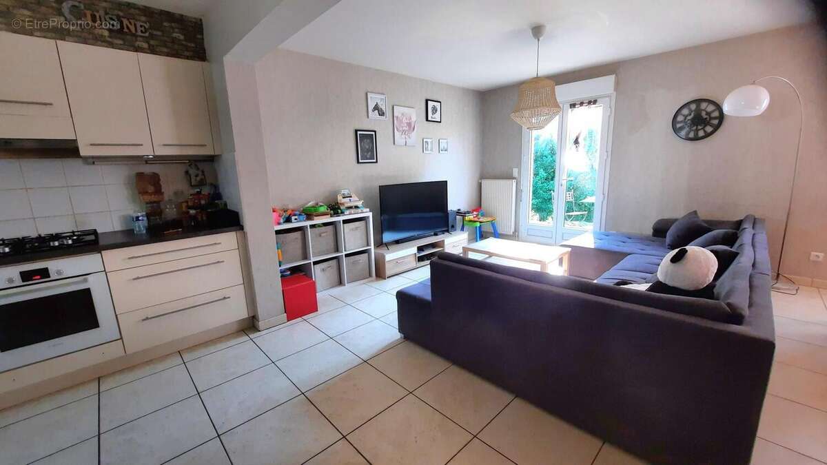 Photo 2 - Maison à COURBOUZON