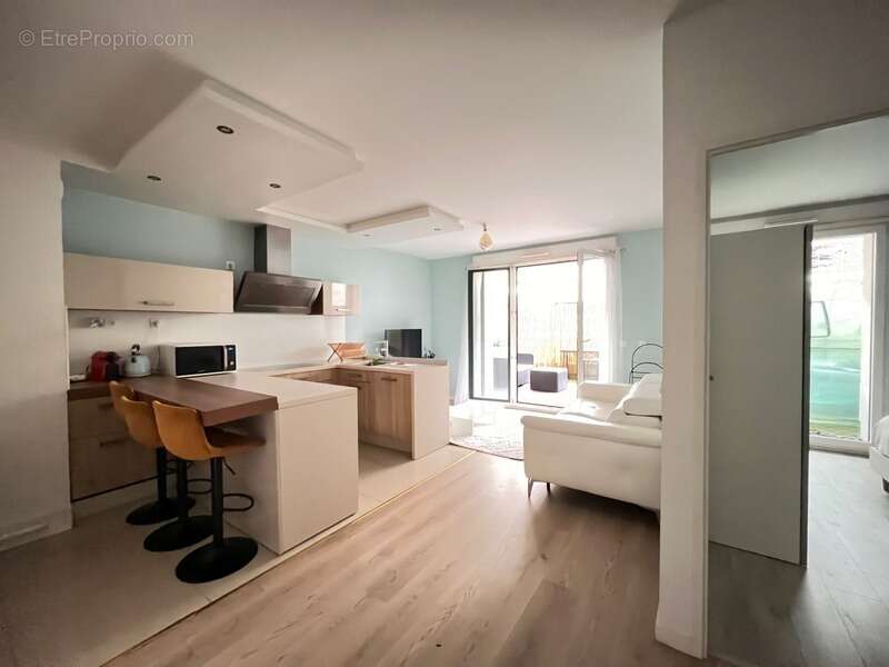 Appartement à COLOMBES