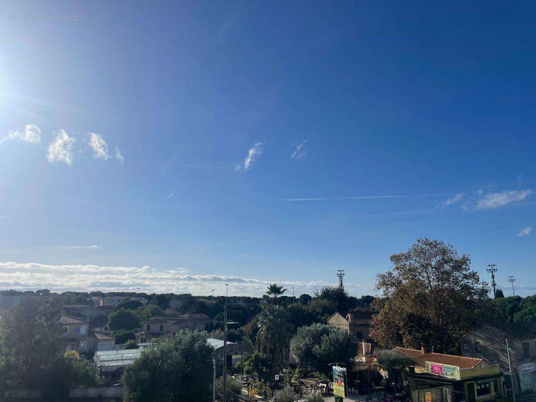 Appartement à SIX-FOURS-LES-PLAGES