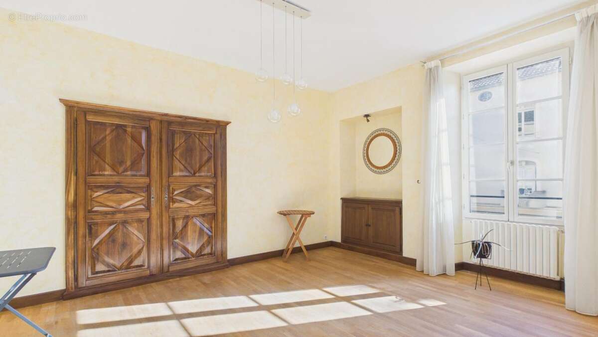 Appartement à SAINT-CERE