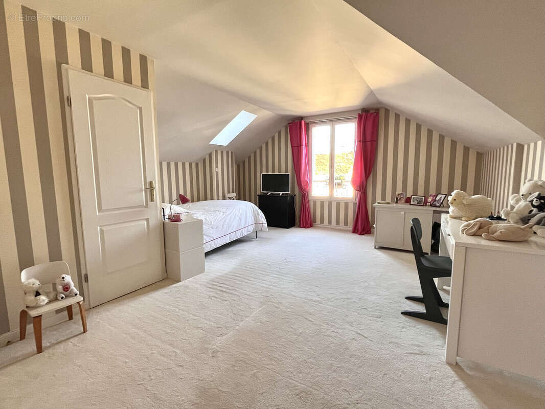 Maison à CROISSY-SUR-SEINE