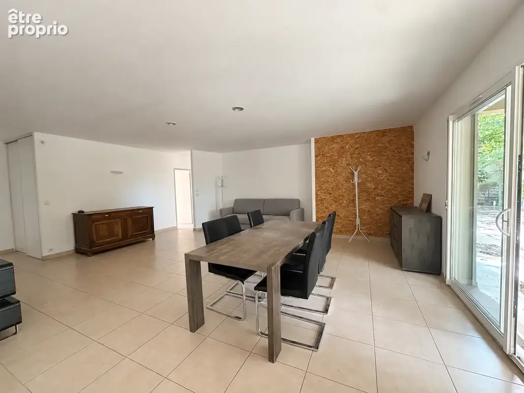 Vente maison plain-pied 111m2 sur 600m2 de terrain - photo 6