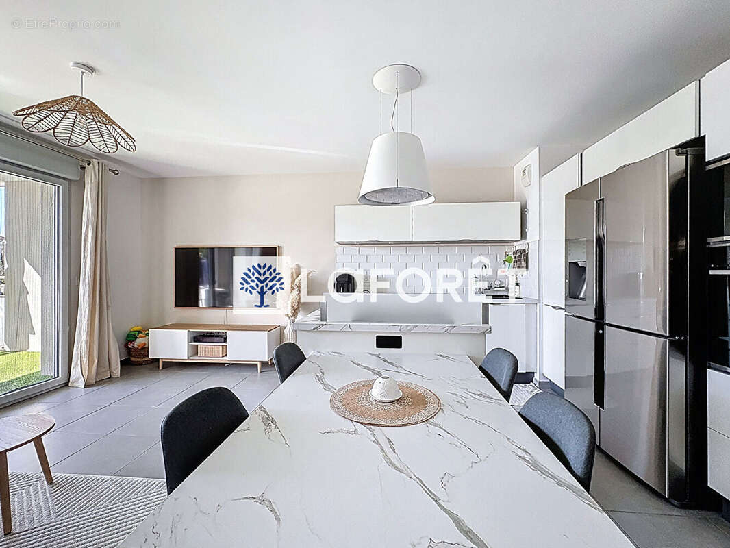 Appartement à SAINT-MAURICE-DE-BEYNOST