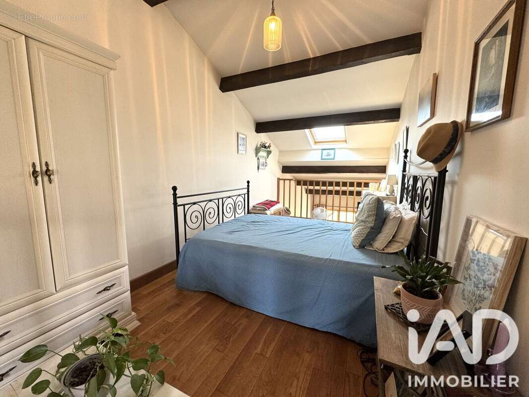 Maison 191 m² à Verrue  - photo 3
