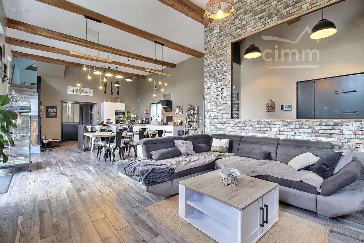 Maison à SAVONNIERES