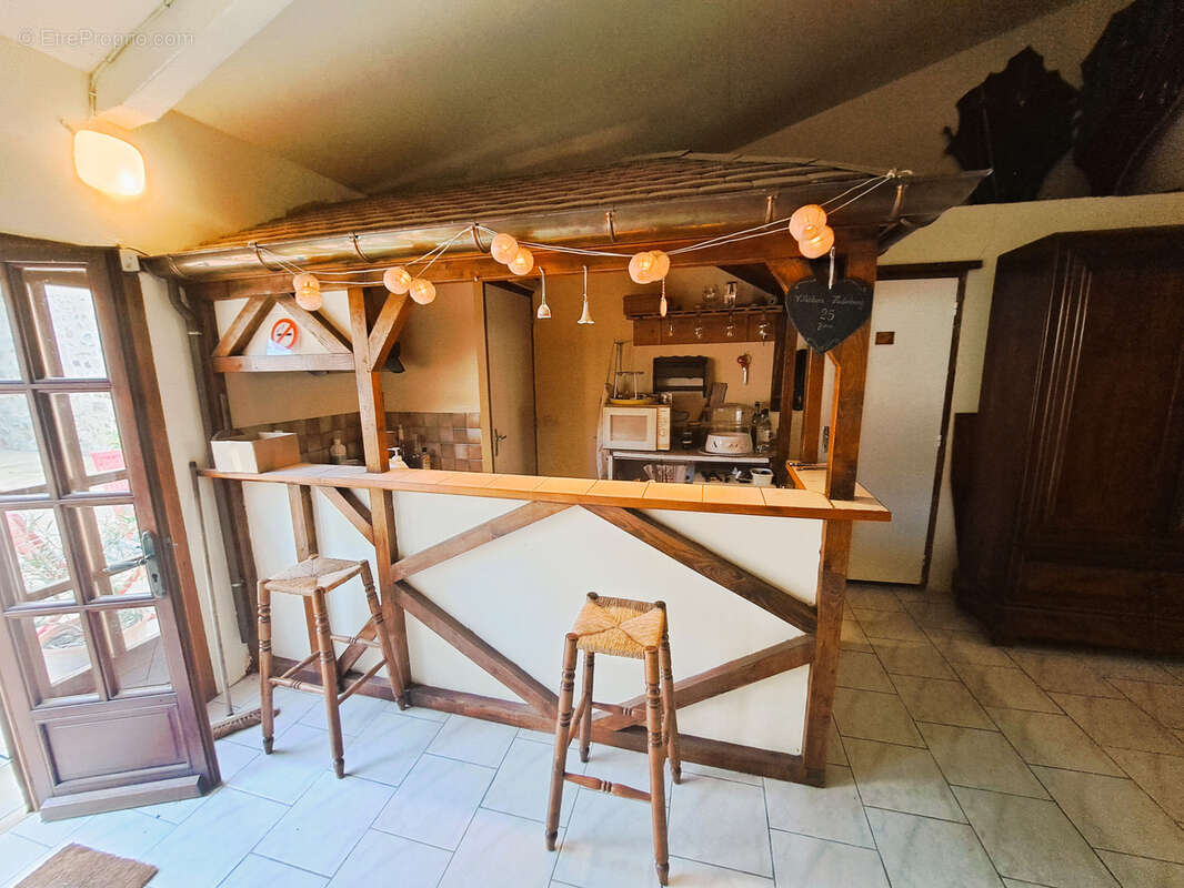 Maison à VILLENEUVE-LA-GUYARD