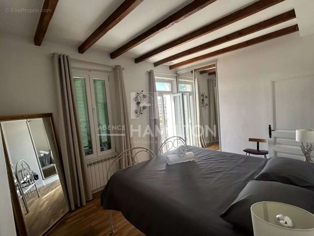 Maison à VALLAURIS