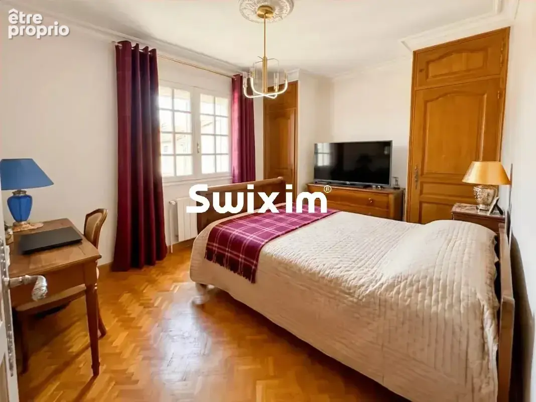Maison familiale de 157m2 avec piscine et garage double - photo 5