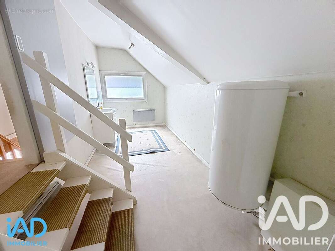 Commerce 63 m² à Troyes  - photo 8