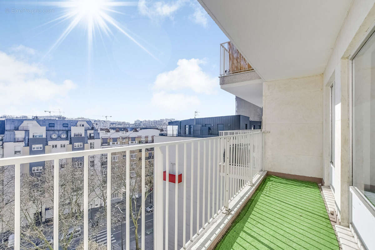 Appartement à PARIS-19E
