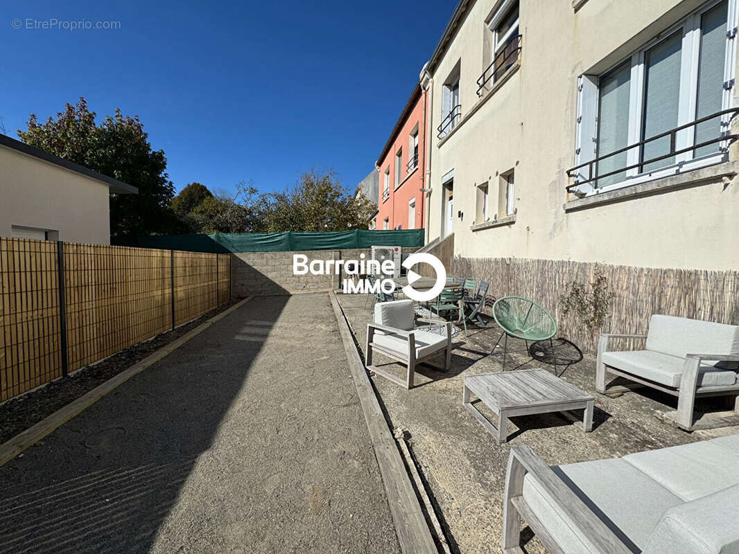 Maison à LE RELECQ-KERHUON