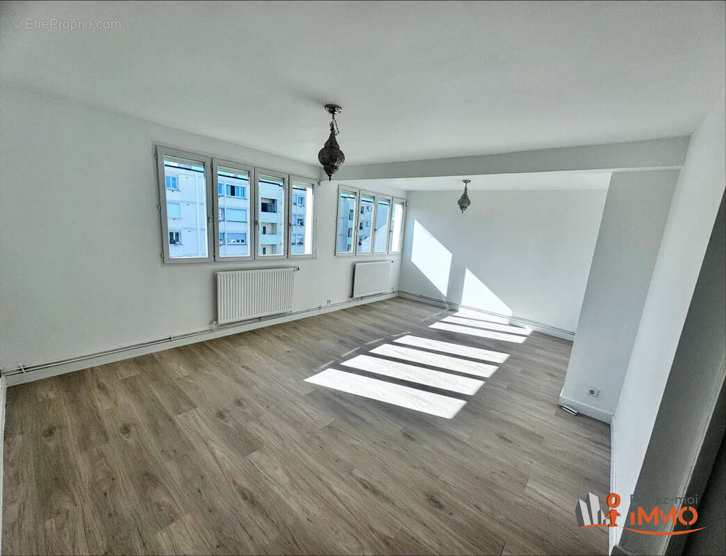 Appartement à LYON-5E