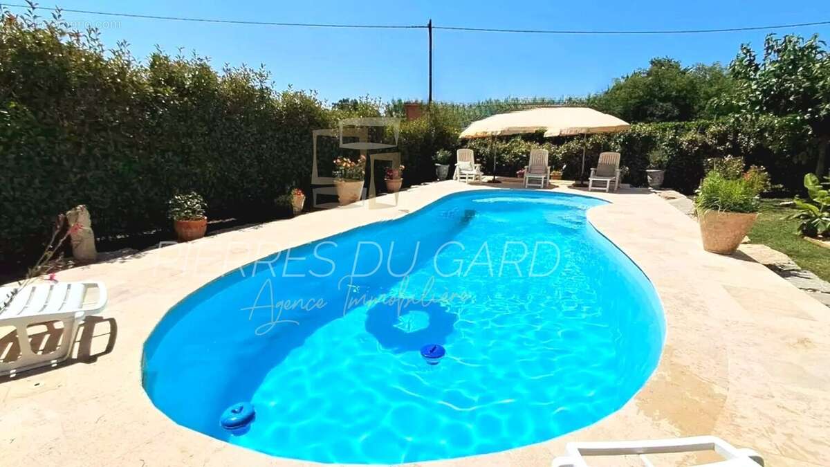 Maison à SAINT-AMBROIX