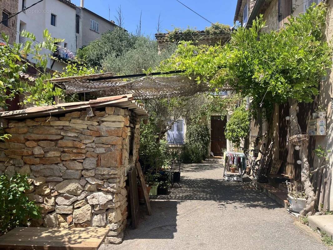 Maison à MONTFORT-SUR-ARGENS