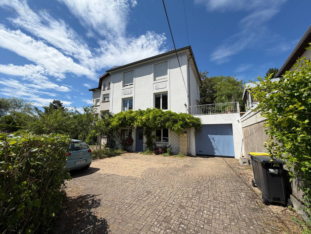 Maison à LONGEVILLE-LES-METZ