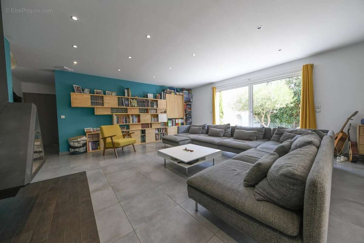 Belle villa contemporaine avec bassin à Bouillargeus en périphérie de Nîmes - photo 14
