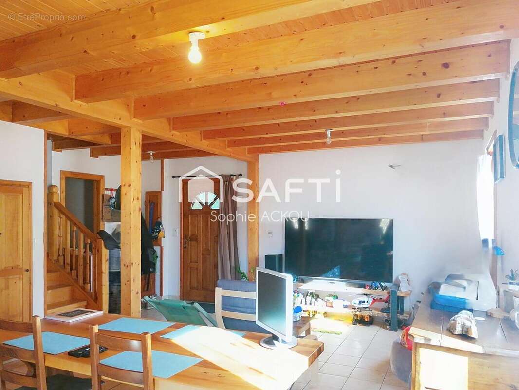 Photo 7 - Maison à LA BATIE-NEUVE