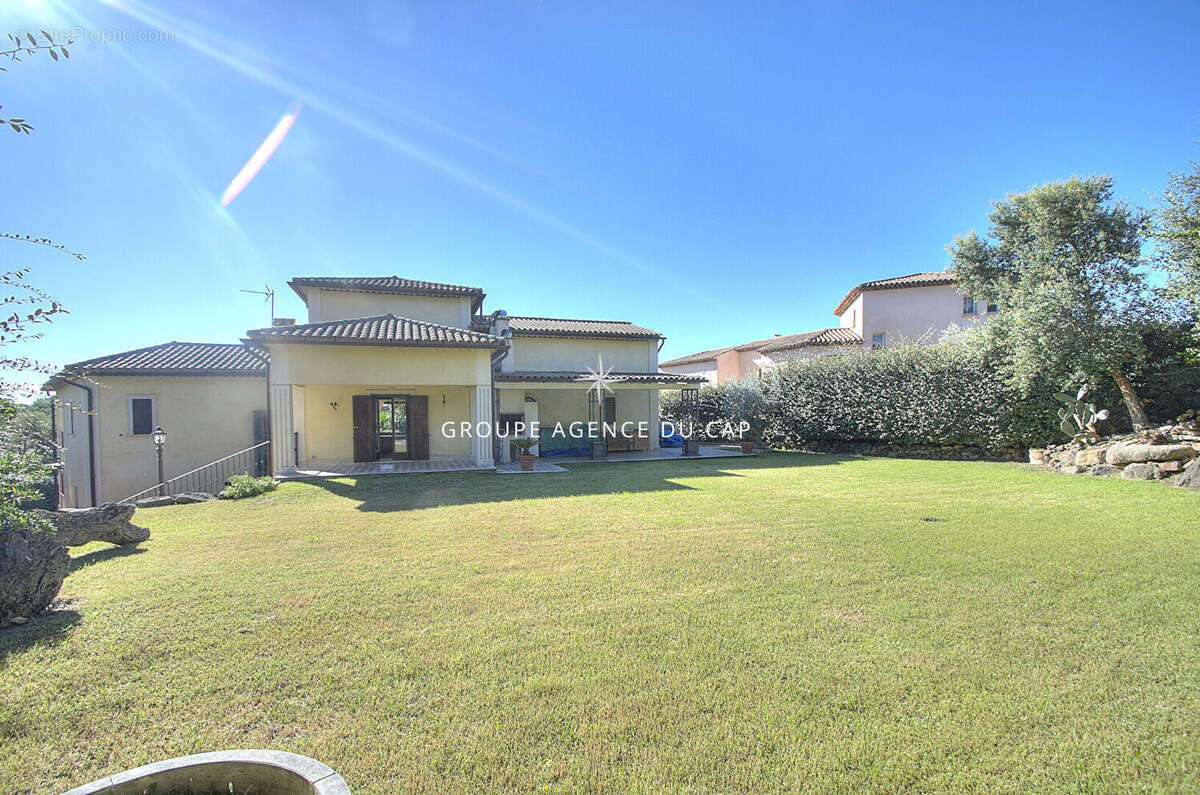 Maison à SAINT-RAPHAEL