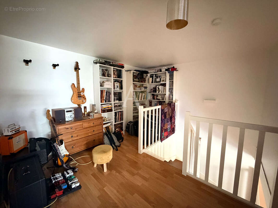 Appartement Gif Sur Yvette 5 pièce(s) 100,07m2 - photo 6