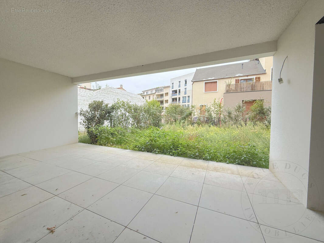 Maison à TASSIN-LA-DEMI-LUNE