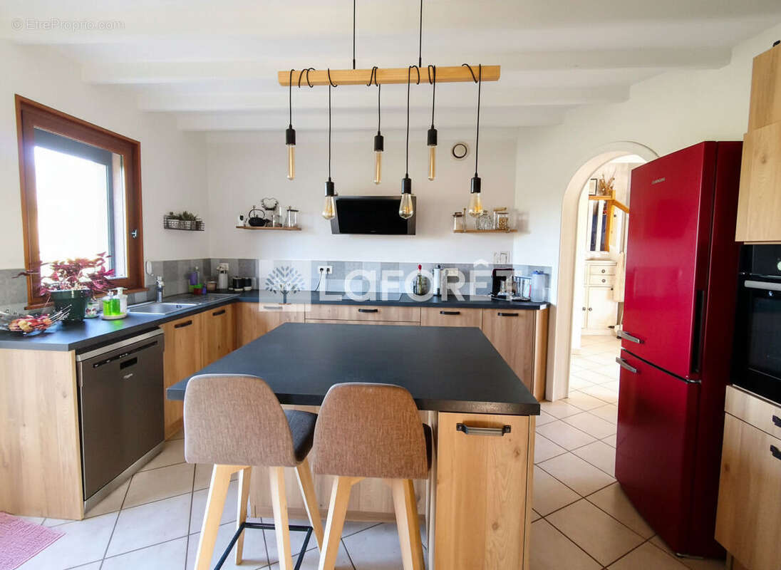 Maison Deyvillers 7 pièce(s) 139 m2 - photo 4