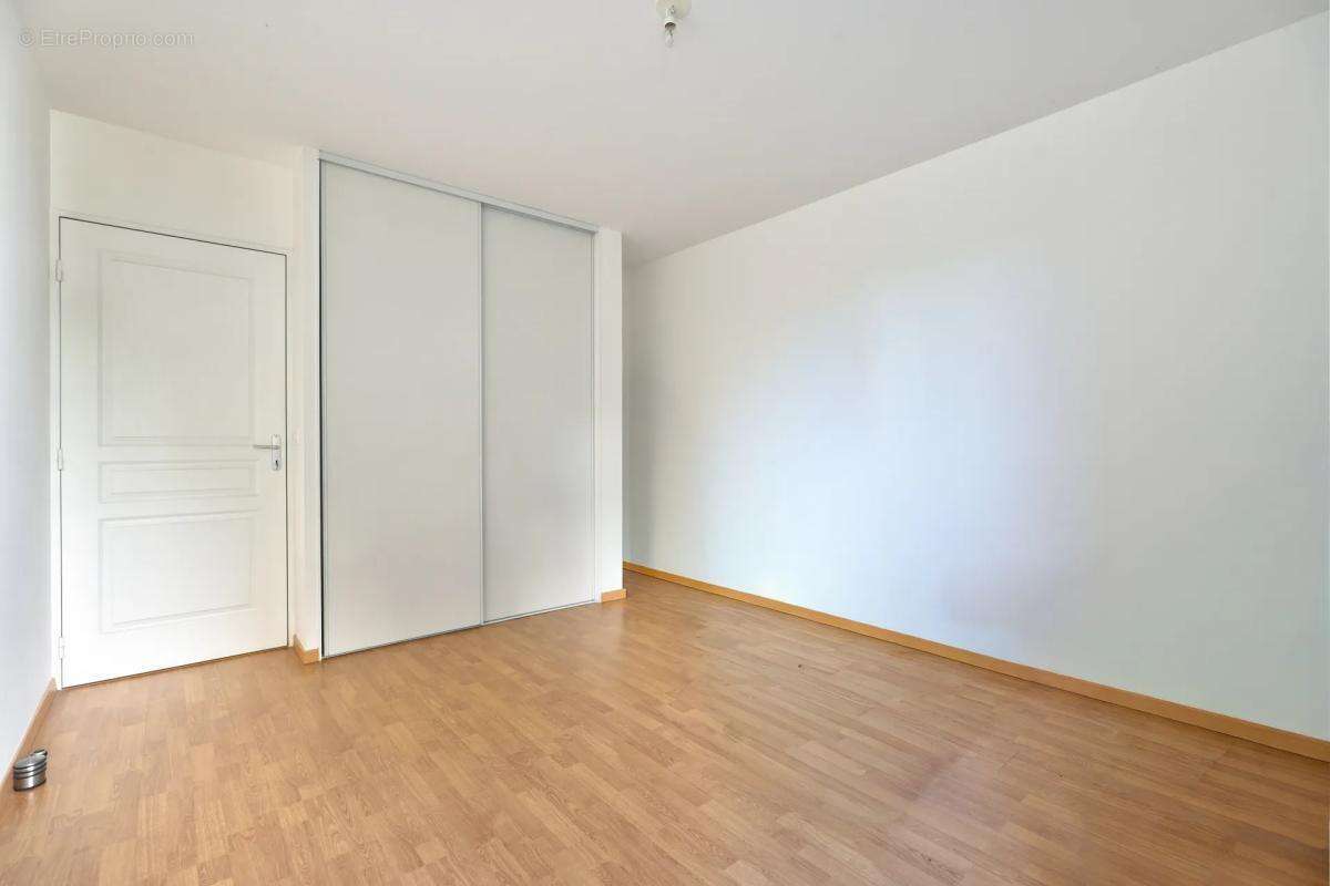 Appartement à SAINT-FONS