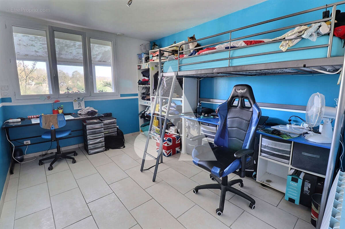 Maison à MERY-SUR-OISE