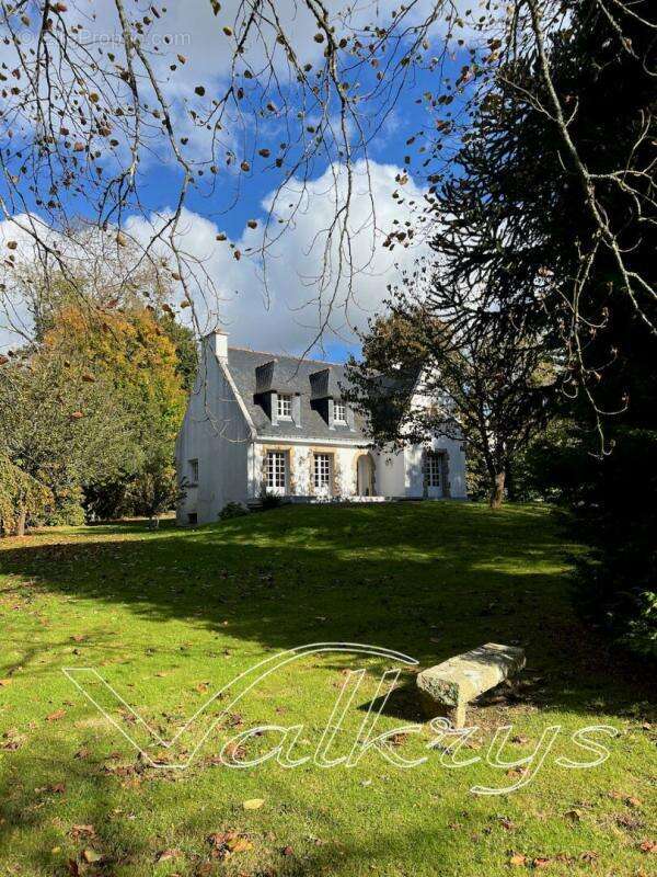 Maison à CLOHARS-CARNOET