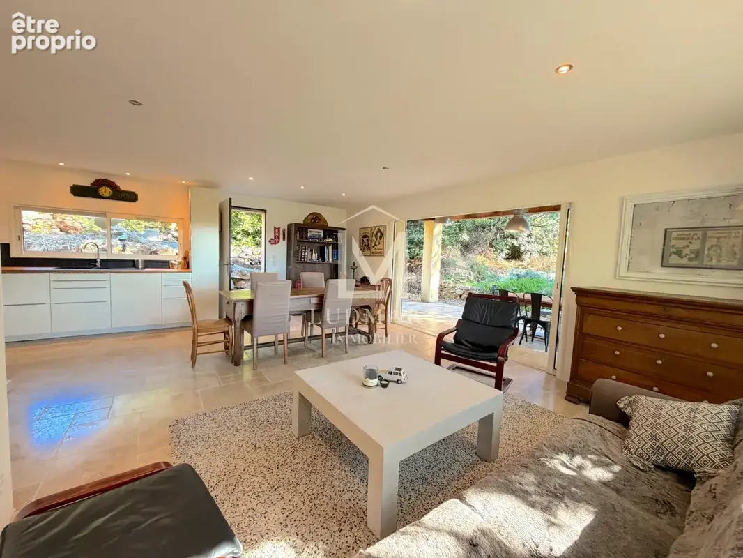 Propriété provençale de caractère avec 5 suites, maison d’amis et piscine à Lorgues - photo 33