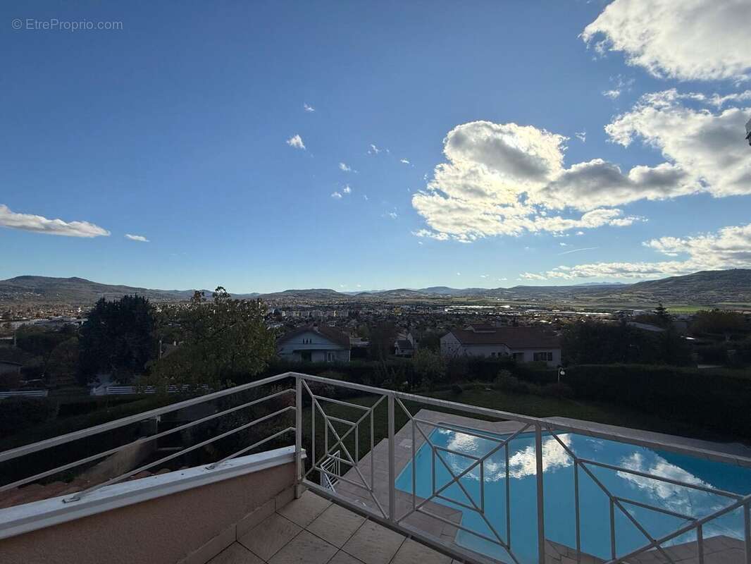 Maison à COURNON-D'AUVERGNE
