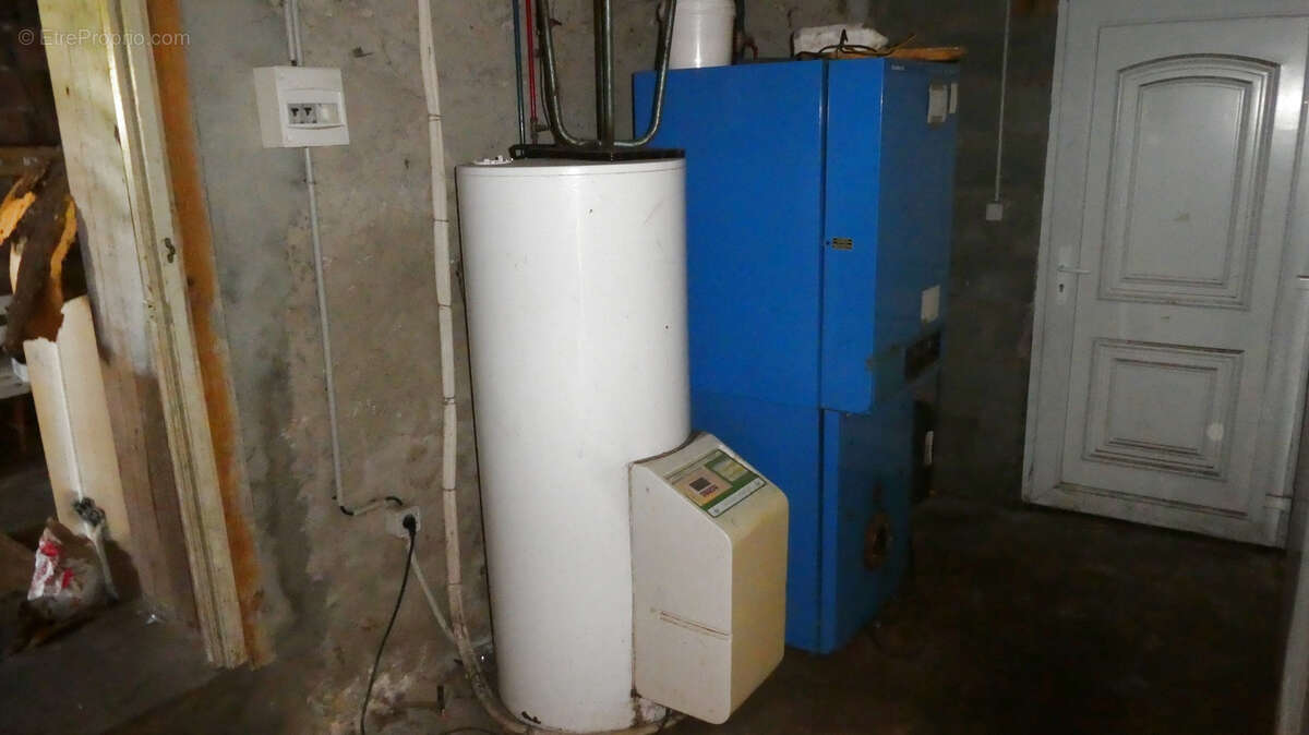 Maison à BUSSIERE-GALANT