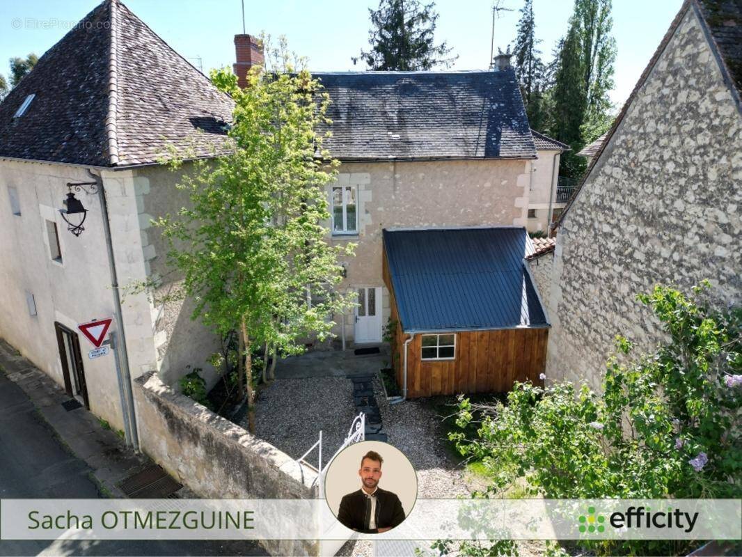 Maison à YZEURES-SUR-CREUSE