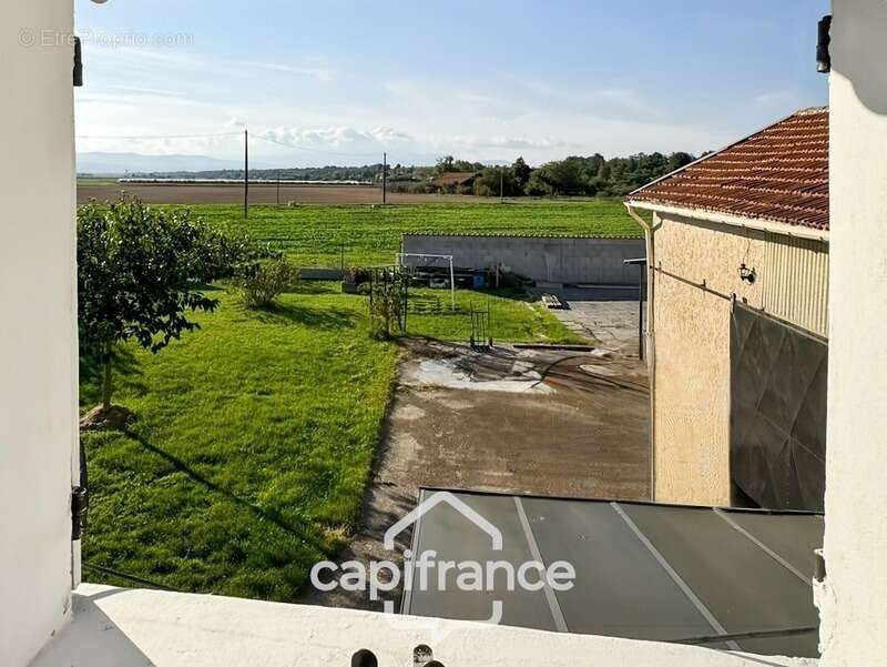 Maison à BOUGE-CHAMBALUD