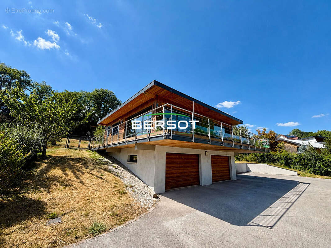 Maison à CHASNANS