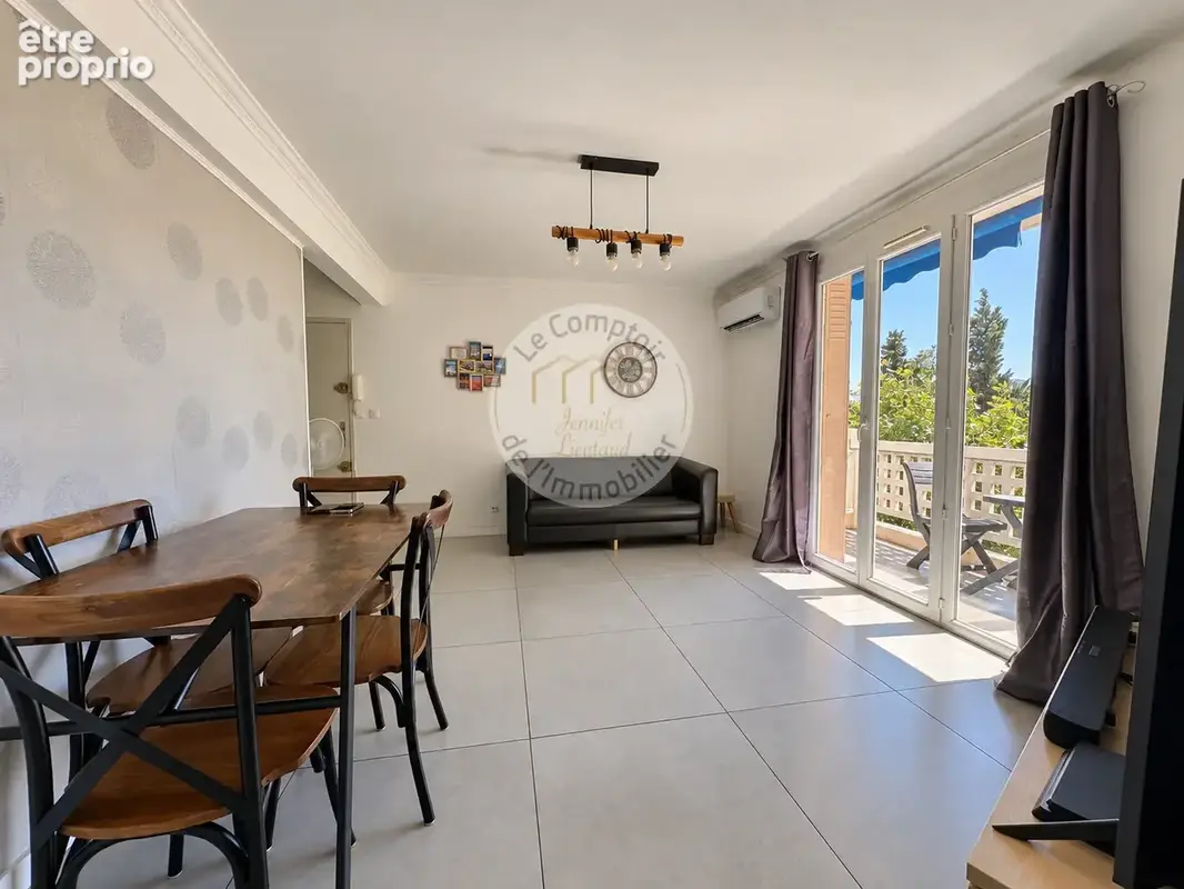 Appartement à MARSEILLE-9E