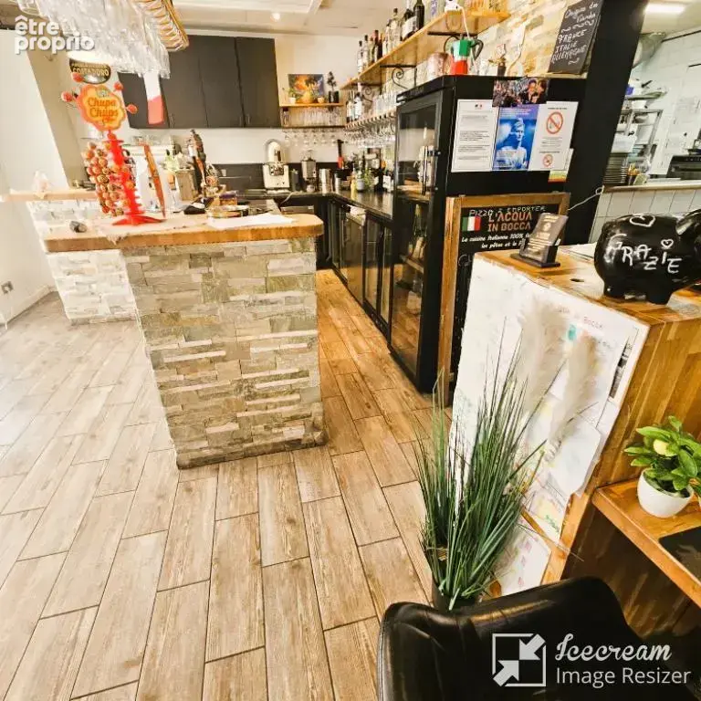 JUAN LES PINS, restaurant, 80 couverts, 100 M des plages, terrasse, parking, excellent état. - photo 12