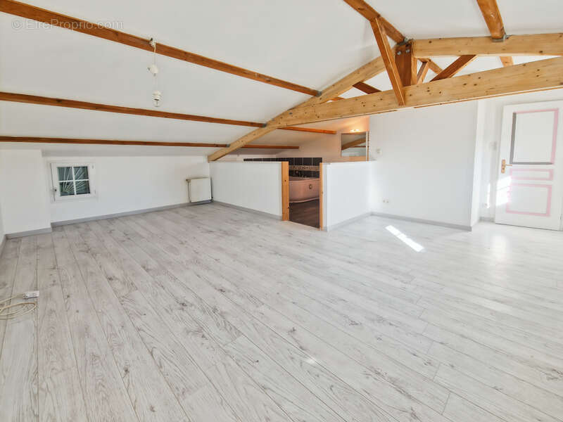 Maison à SURGERES