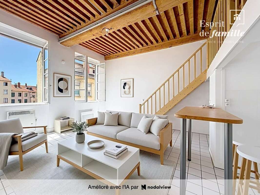 Croix-Rousse - Duplex 4 pièces 85 m2 avec mezzanine et ascenseur - photo 4