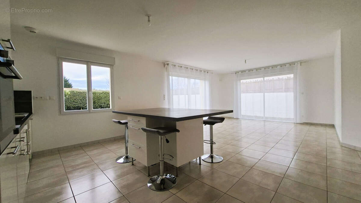 Maison 101 m² à Saint-Augustin  - photo 6