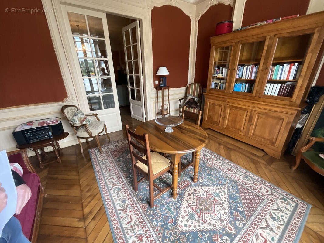 Ensemble de 9 lots sur un terrain de 2 709 m² 8 - Appartement à EPINEUSE