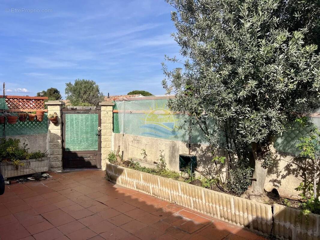 Maison à CHATEAUNEUF-LES-MARTIGUES