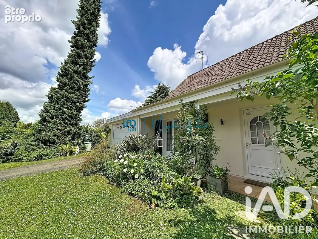 Photo 1 - Maison à MENNECY