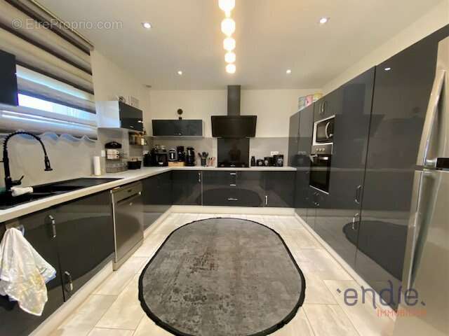 Maison à COLLONGES-LES-PREMIERES