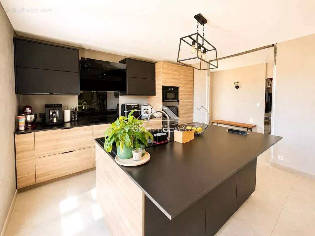 Saint Julien Les Rosiers, villa 4 chambres + piscine - photo 8
